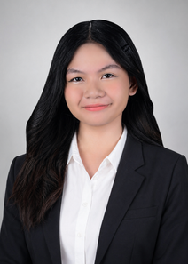 Portrait of Jasmine Villar